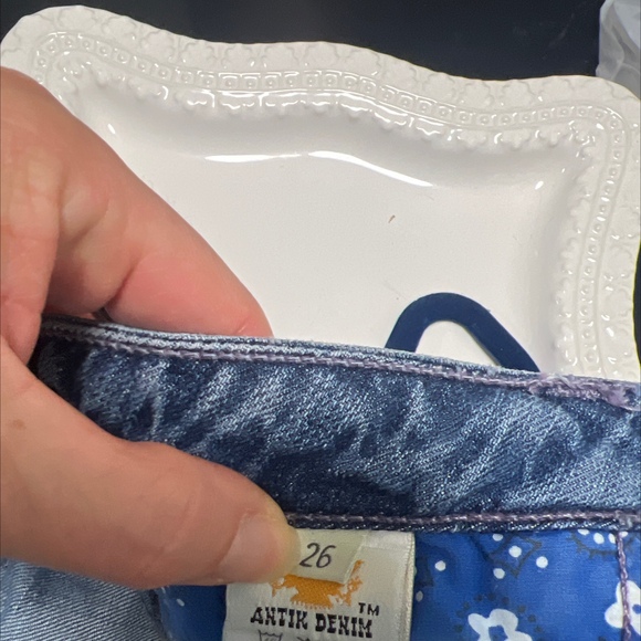 Antik Denim Monroe Bootcut Flared Jeans Size 26 Embroidered Rare Floral Fall Fit - Picture 7 of 7